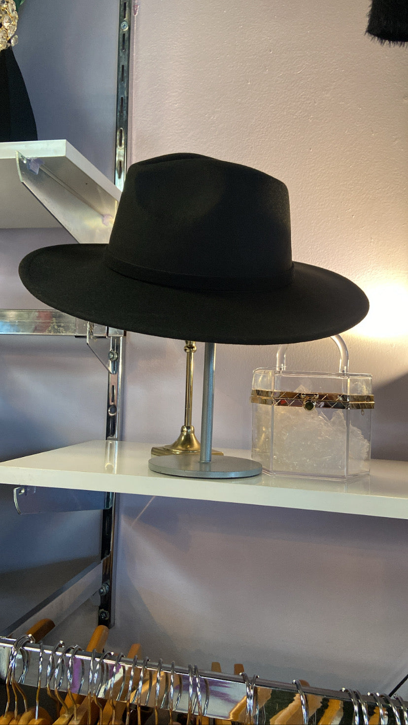 Belted Fedora
