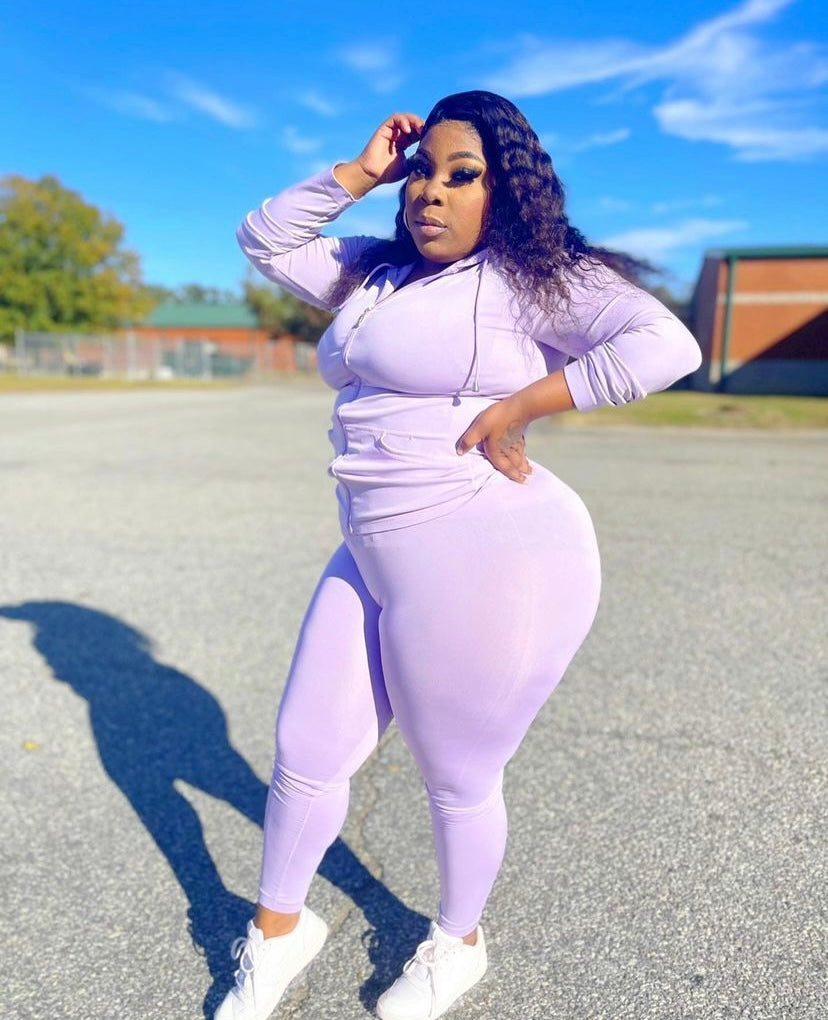 PLUS SIZE CHILL SET