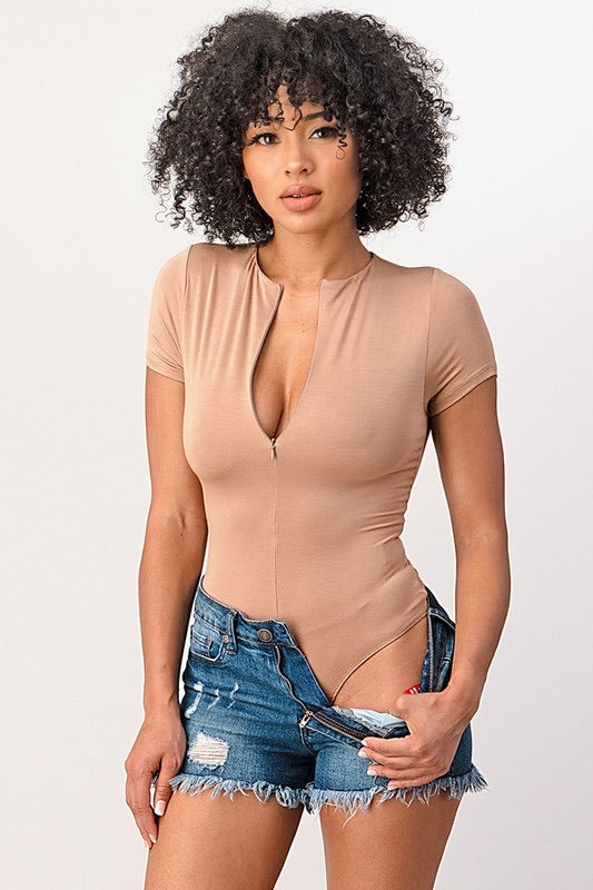 Short Sleeve Zipper Bodysuit