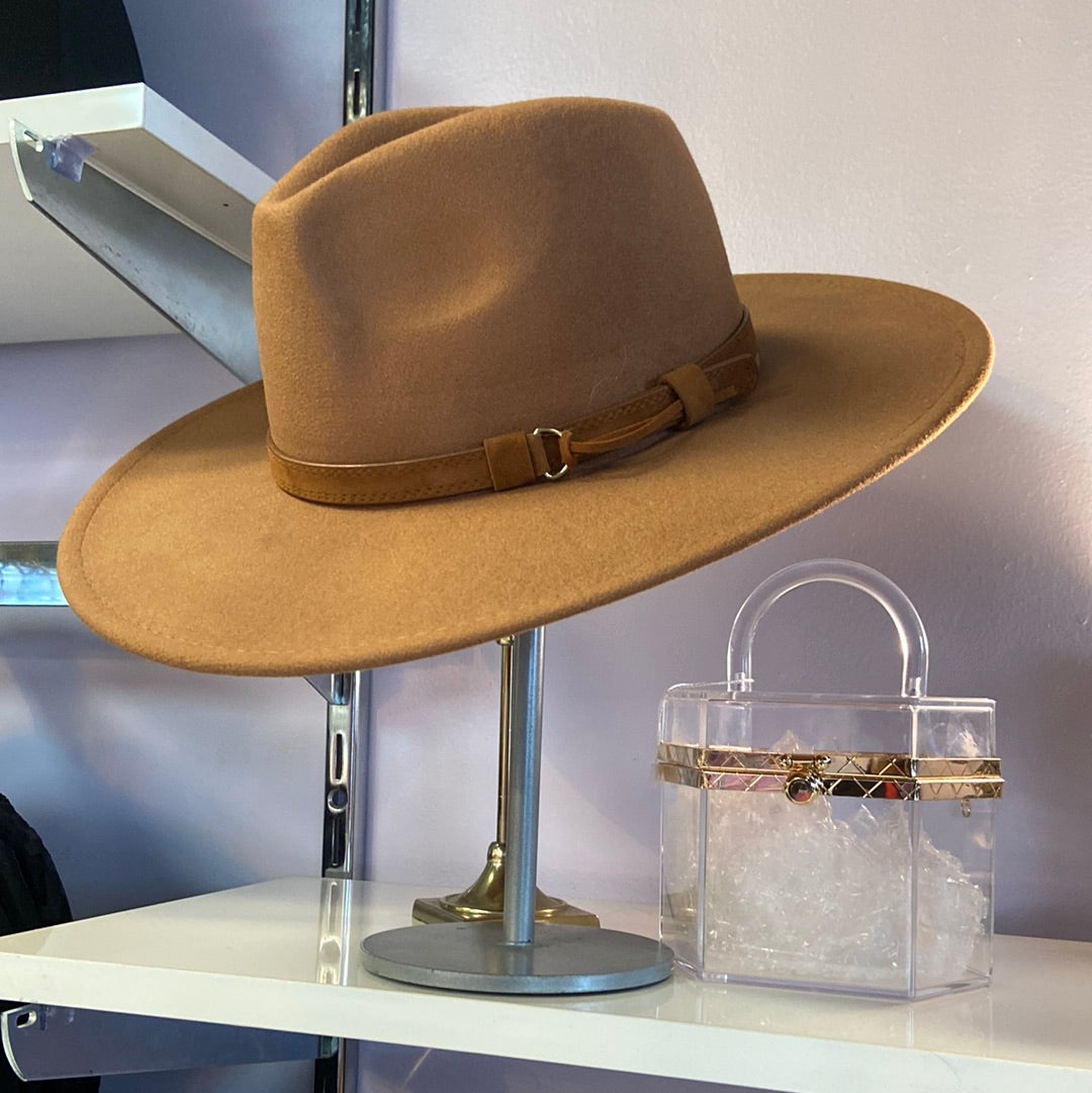 Belted Fedora