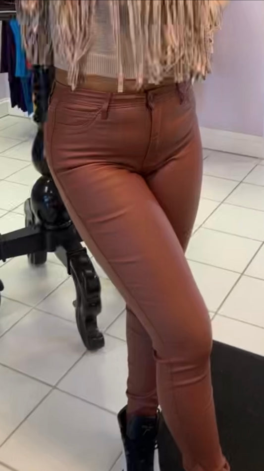 COATED BRAZILIAN JEANS - TOFFEE