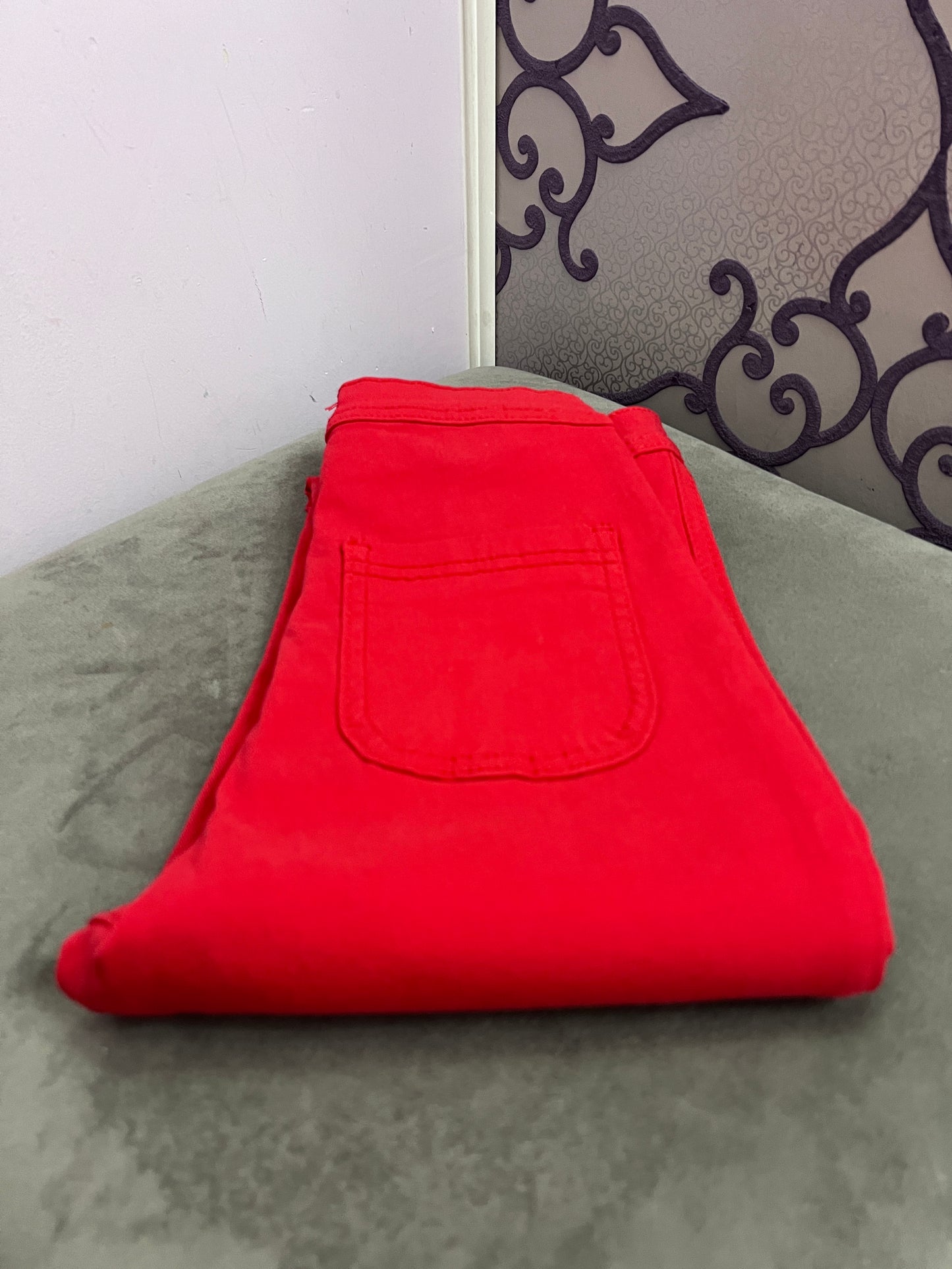 BRAZILIAN JEANS (MULTIPLE COLORS)